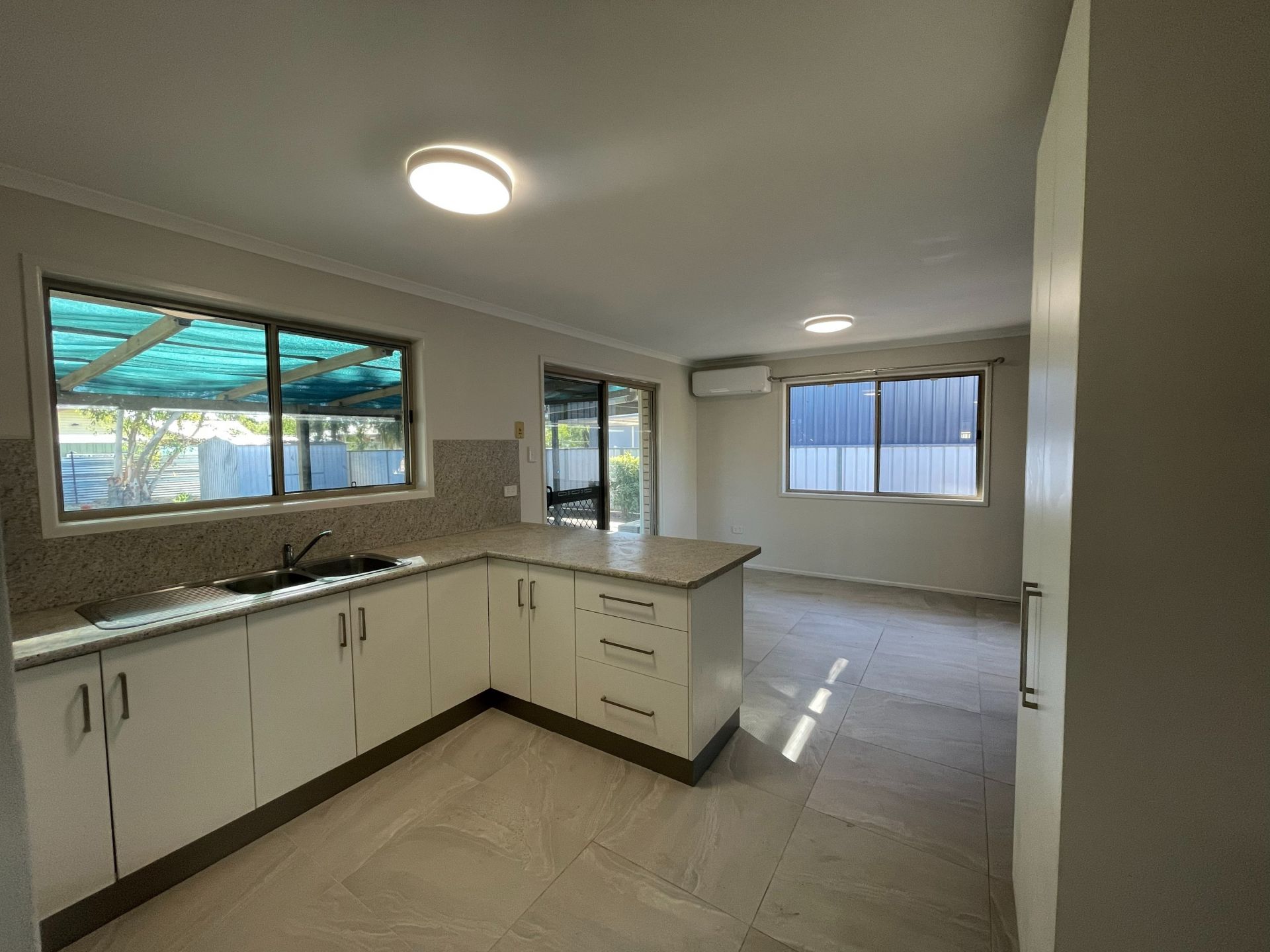 8 Wilby Pl, Emerald QLD 4720 - Thumbnail 8