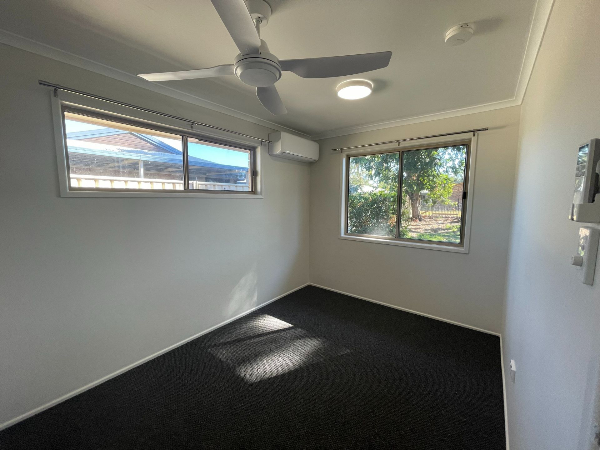 8 Wilby Pl, Emerald QLD 4720 - Thumbnail 12