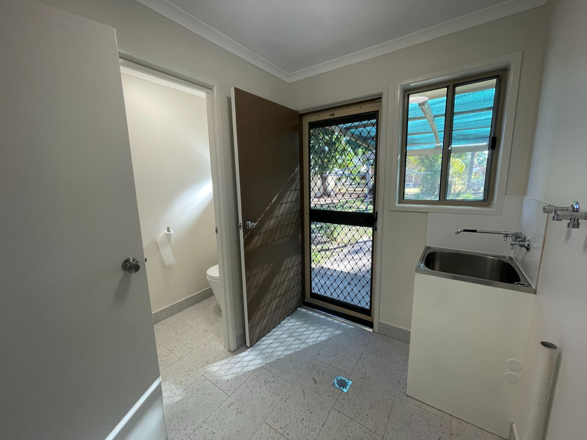 8 Wilby Pl, Emerald QLD 4720 - Thumbnail 16