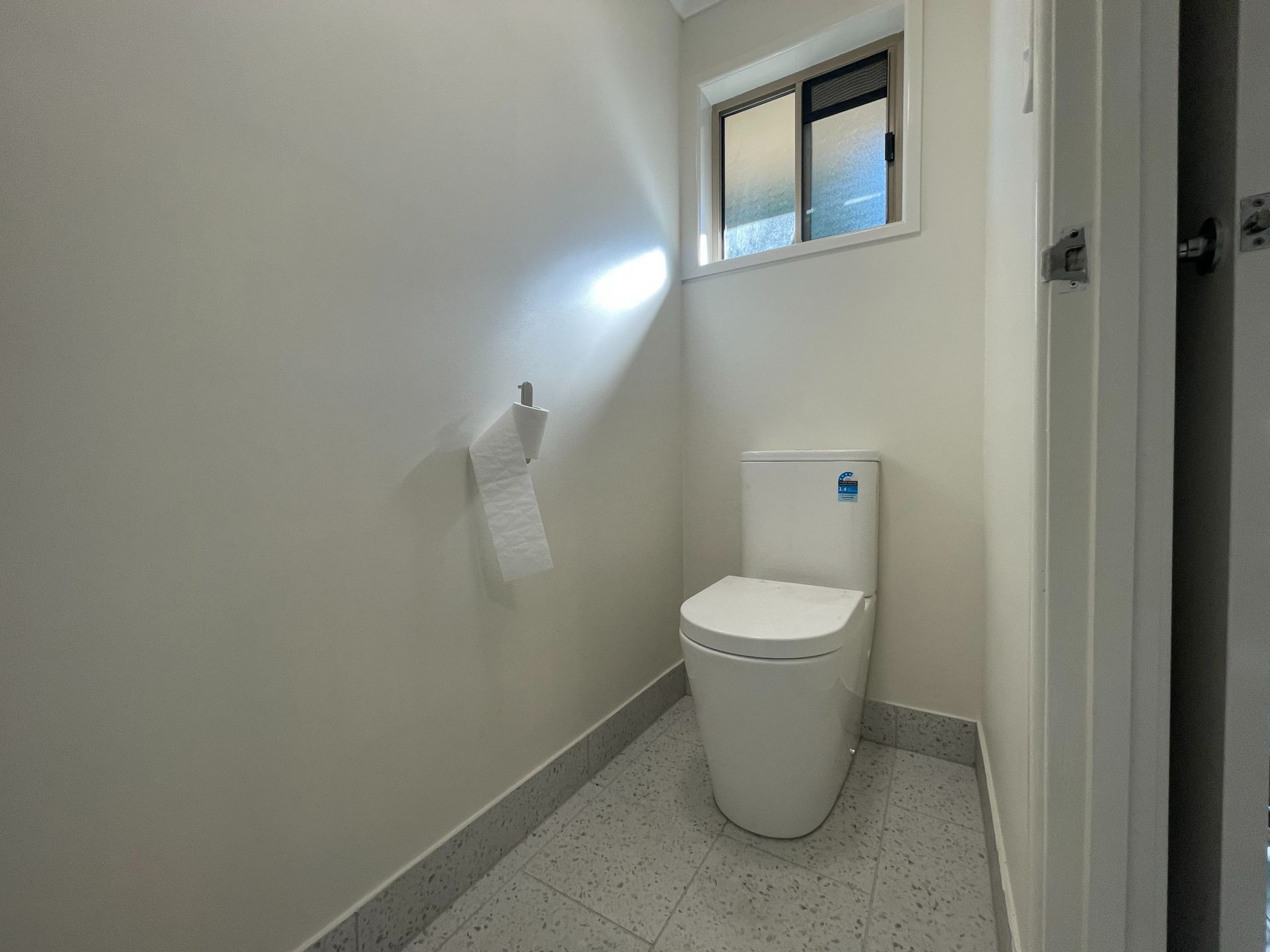 8 Wilby Pl, Emerald QLD 4720 - Thumbnail 17
