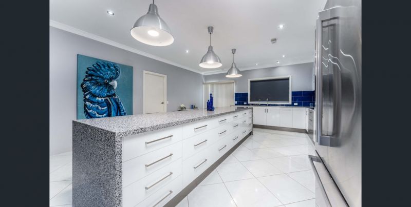 19 Huntley St, Capella QLD 4723 - Thumbnail 6