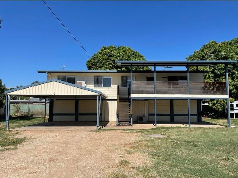 26 Old Airport Dr, Emerald QLD 4720 - Thumbnail 2