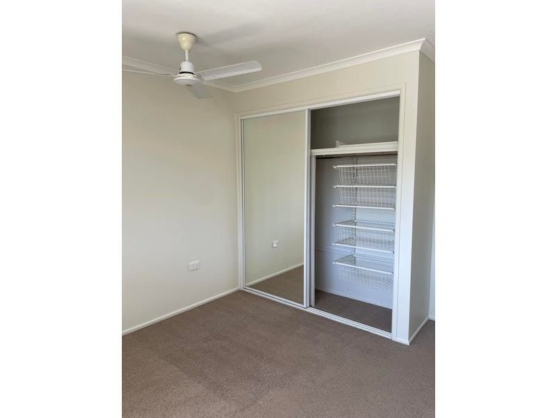 26 Old Airport Dr, Emerald QLD 4720 - Thumbnail 11