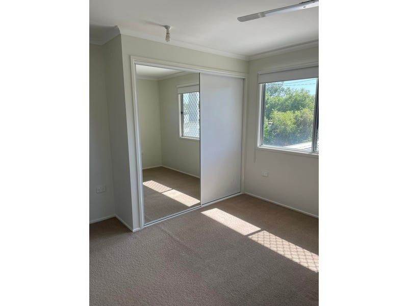 26 Old Airport Dr, Emerald QLD 4720 - Thumbnail 13