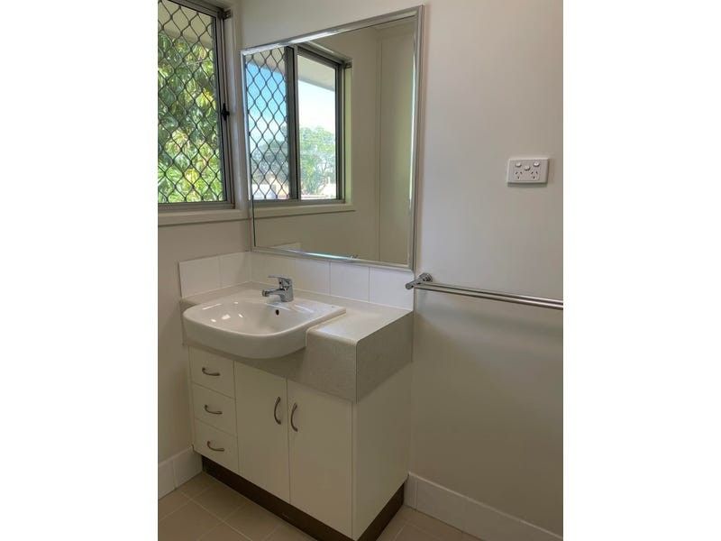 26 Old Airport Dr, Emerald QLD 4720 - Thumbnail 19