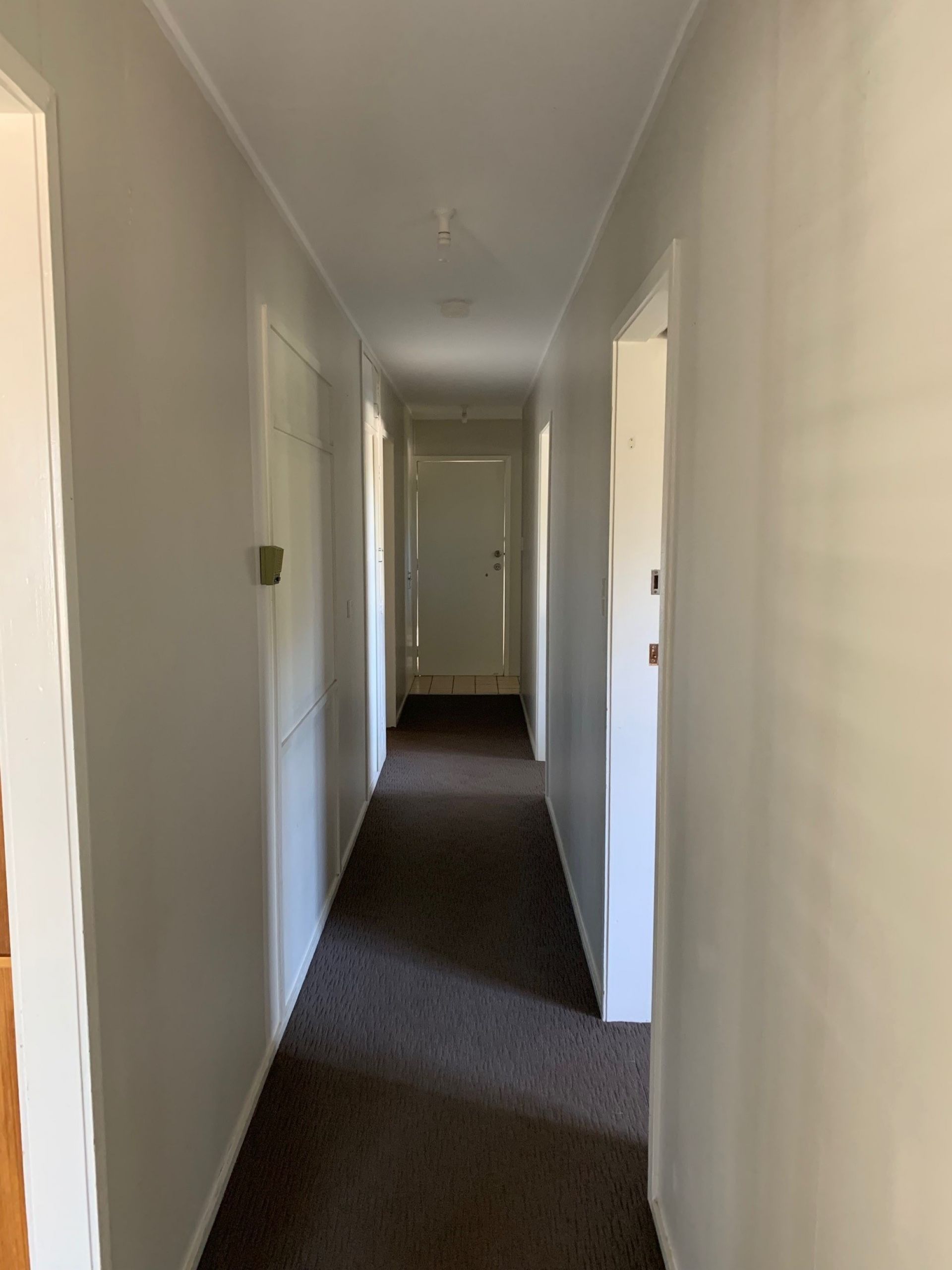 93 Anakie St, Emerald QLD 4720 - Thumbnail 5