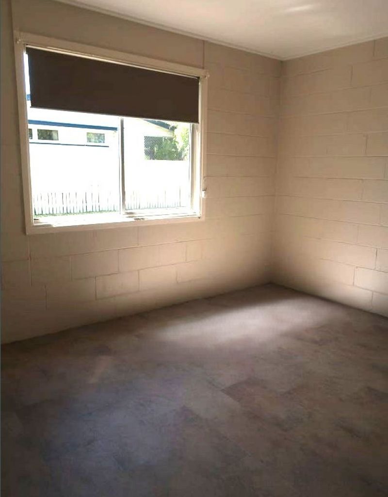 Unit 2 / 20 Old Airport Dr, Emerald QLD 4720 - Thumbnail 6