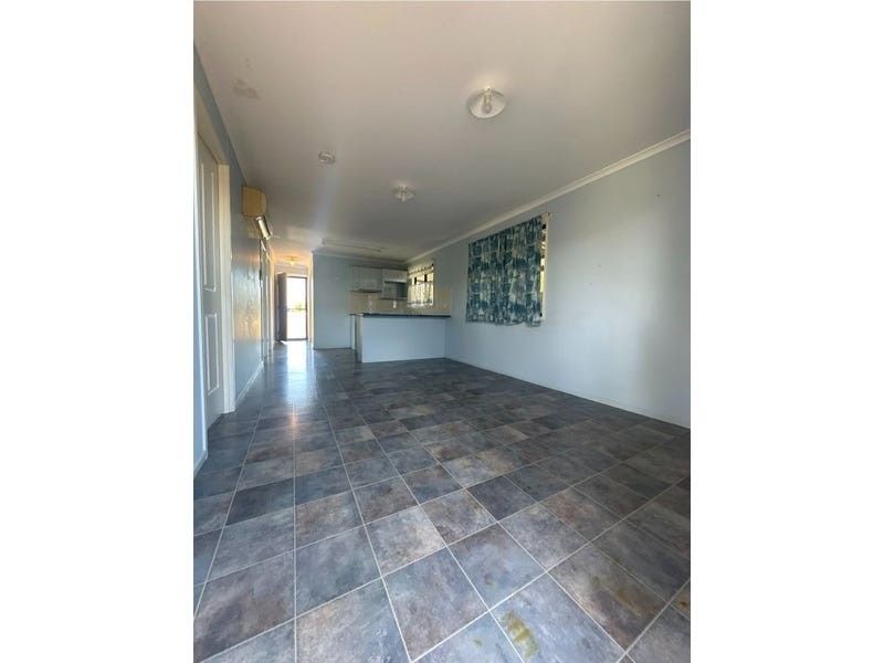 Unit 6 / 24 Conran St, Capella QLD 4723 - Thumbnail 3