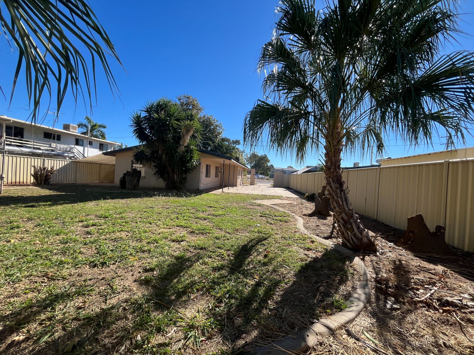 14 Moody St, Emerald QLD 4720 - Thumbnail 16