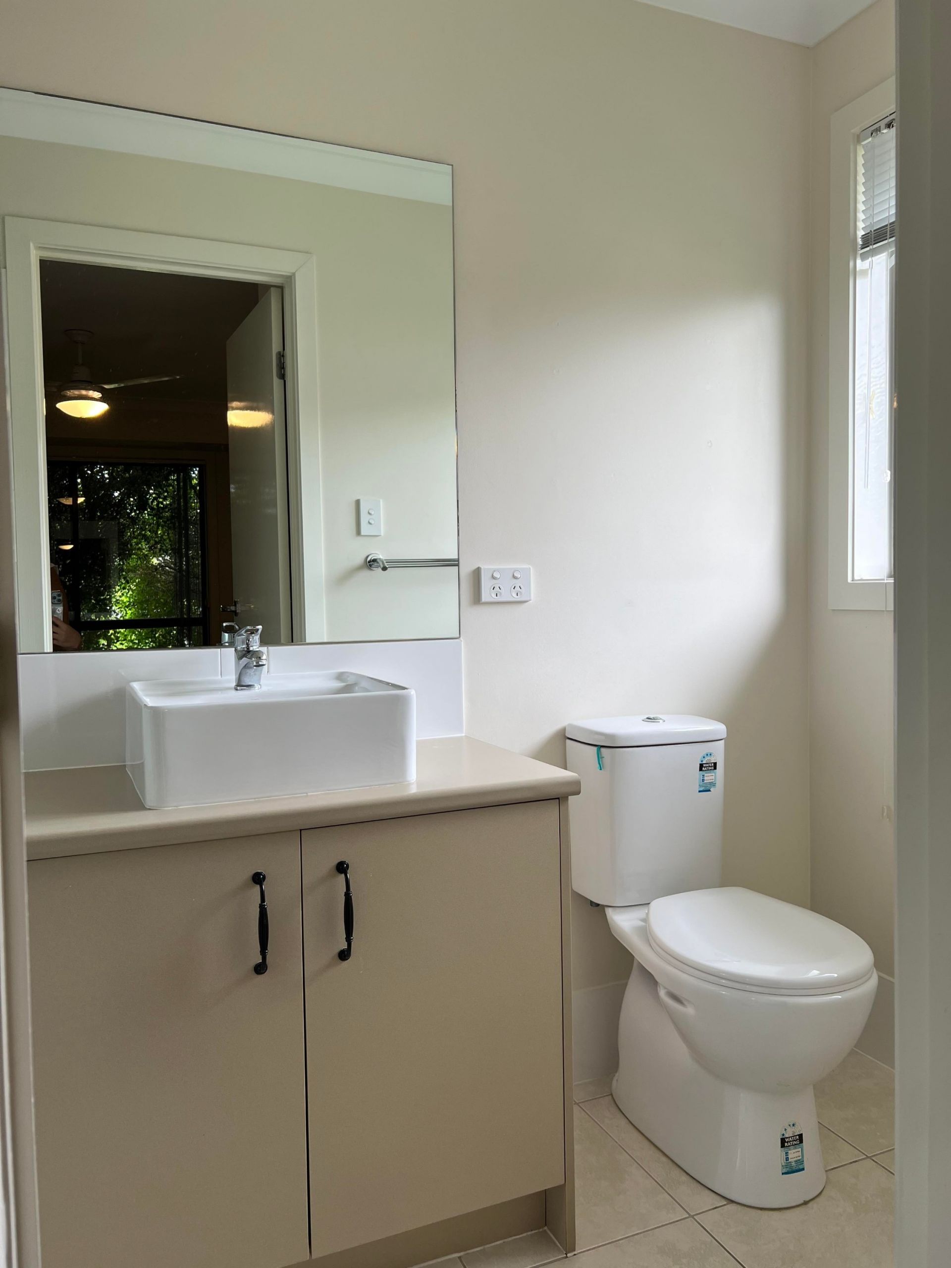 14 Jade St, Emerald QLD 4720 - Thumbnail 12