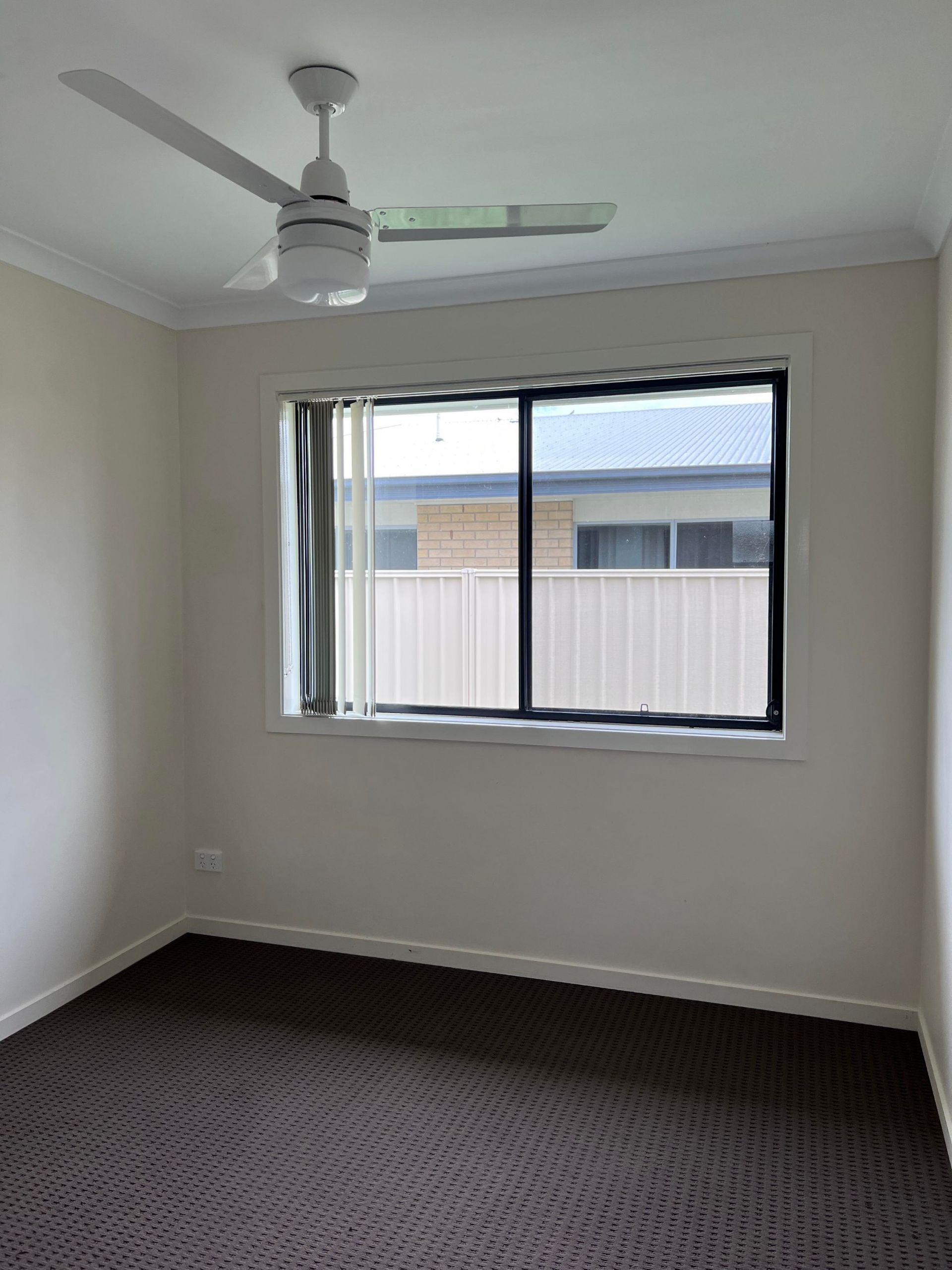 14 Jade St, Emerald QLD 4720 - Thumbnail 17