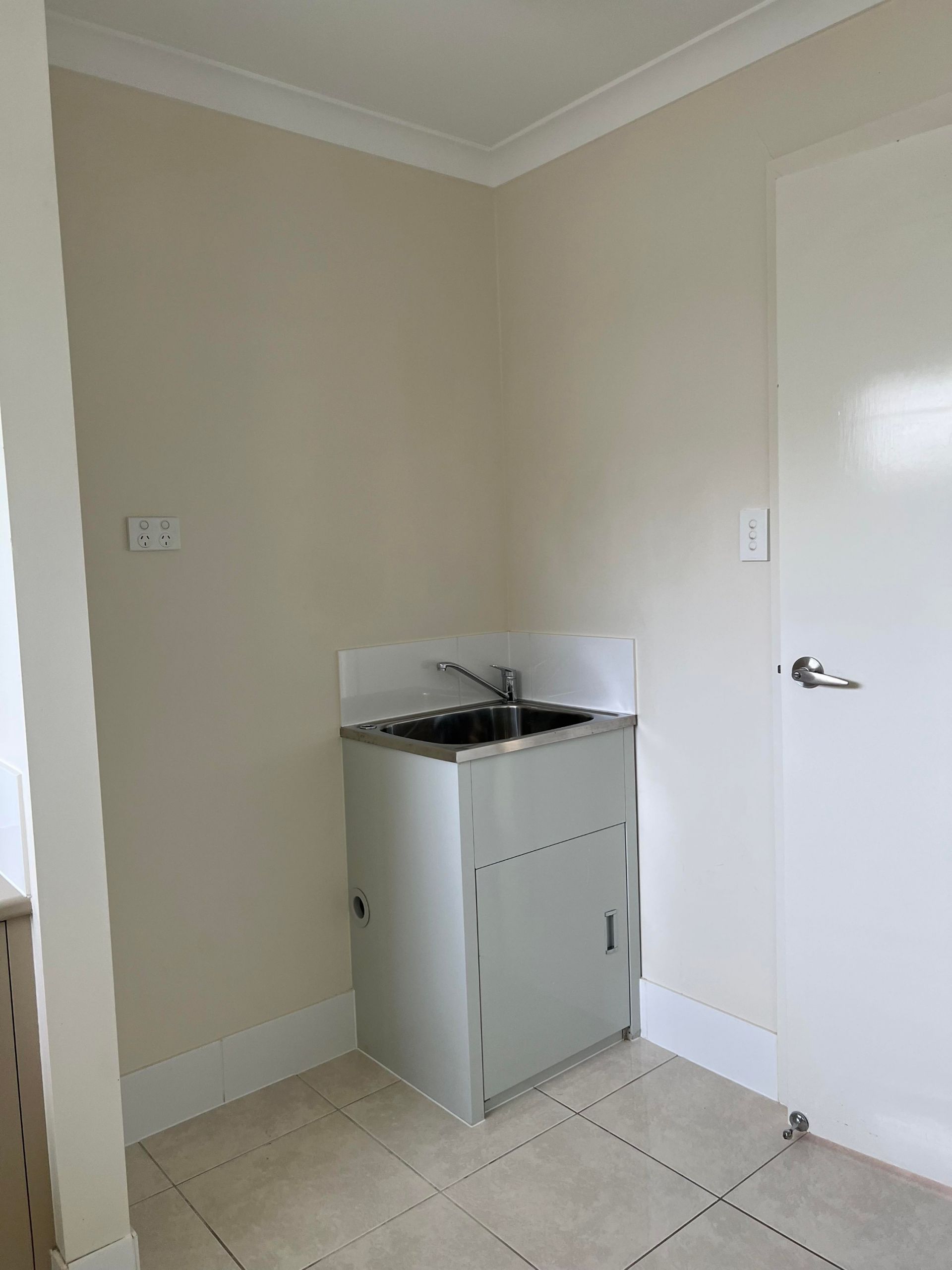 14 Jade St, Emerald QLD 4720 - Thumbnail 20