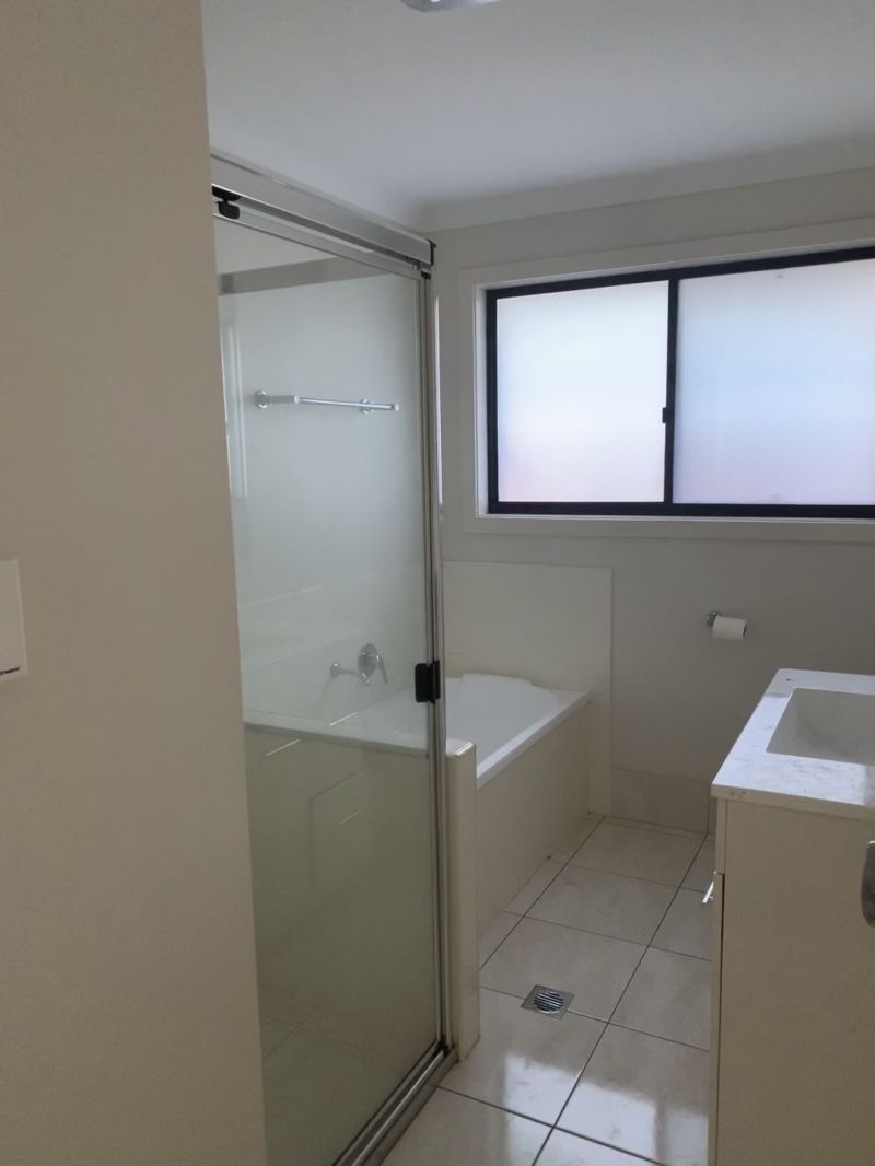 105A Anakie St, Emerald QLD 4720 - Thumbnail 16