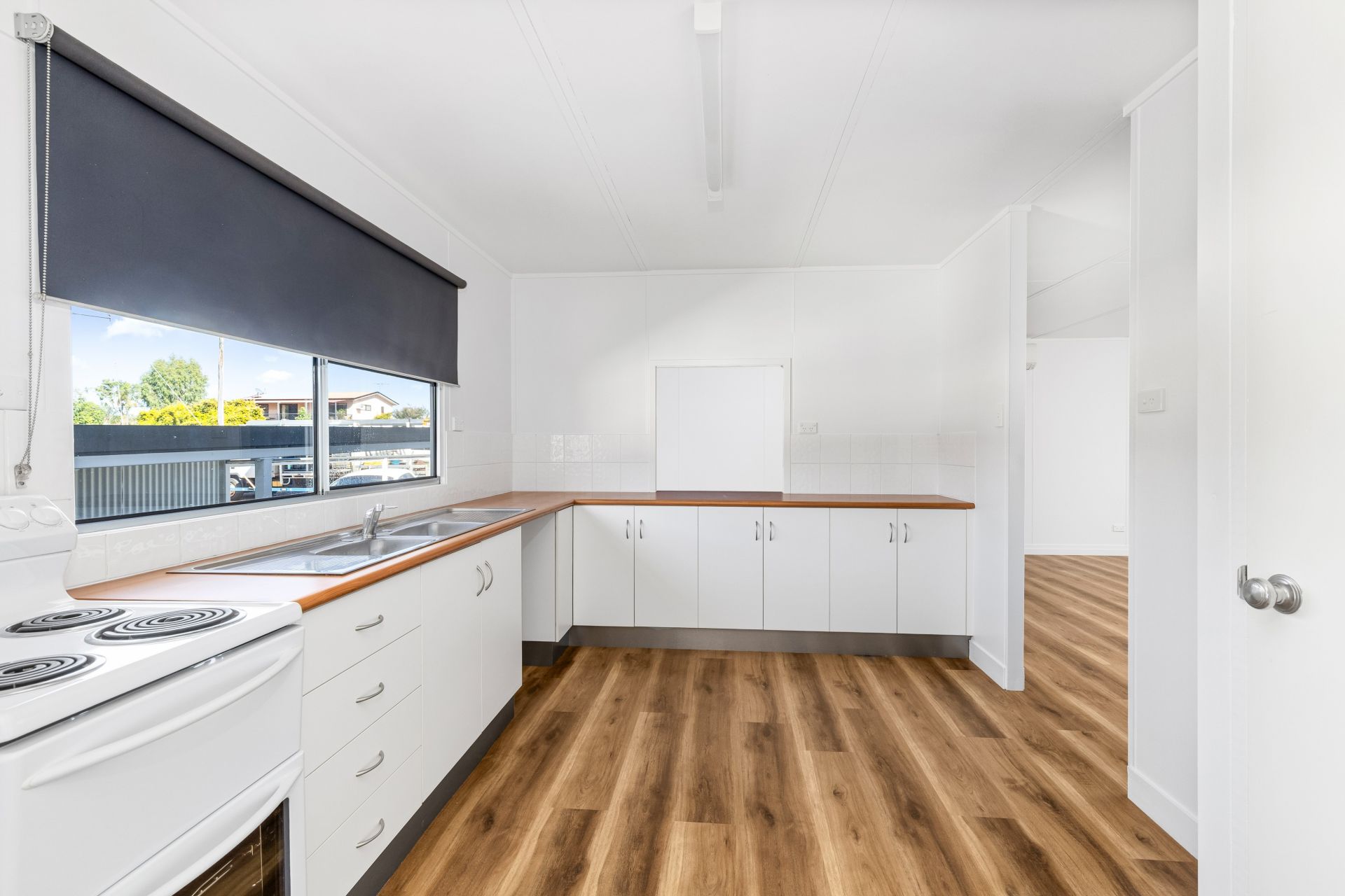 Unit 1a / 1 Edwards Pl, Emerald QLD 4720 - Thumbnail 6