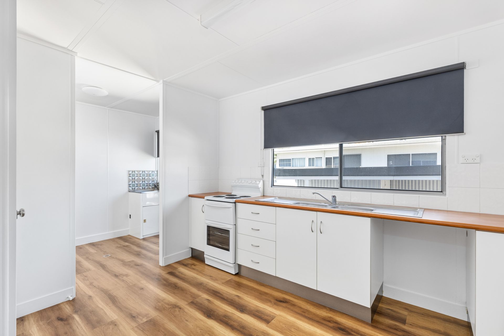 Unit 1a / 1 Edwards Pl, Emerald QLD 4720 - Thumbnail 7