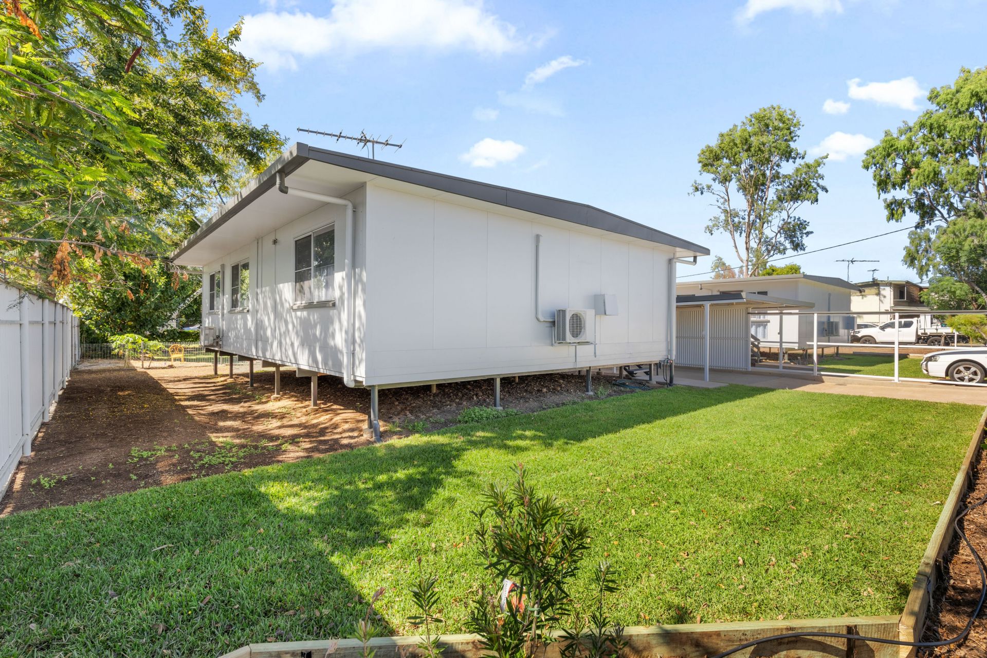 Unit 1a / 1 Edwards Pl, Emerald QLD 4720 - Thumbnail 16