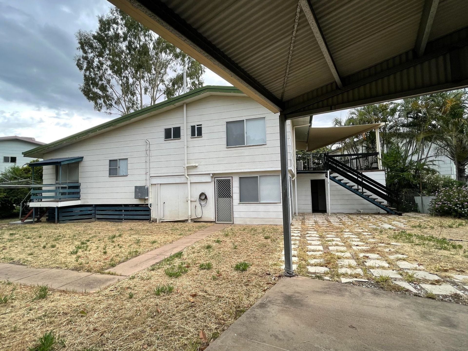 2 Pryor Pl, Emerald QLD 4720 - Thumbnail 30