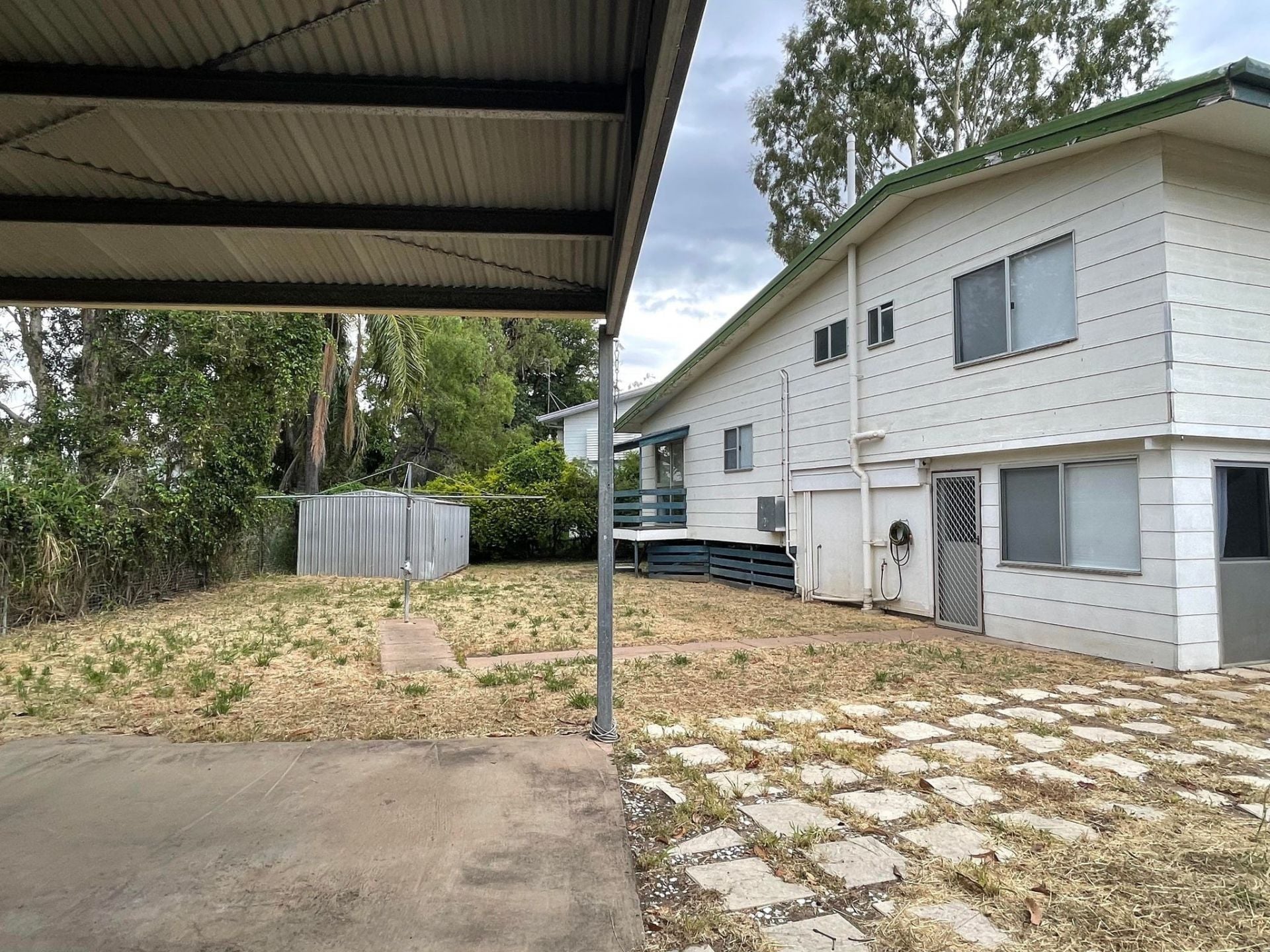 2 Pryor Pl, Emerald QLD 4720 - Thumbnail 31