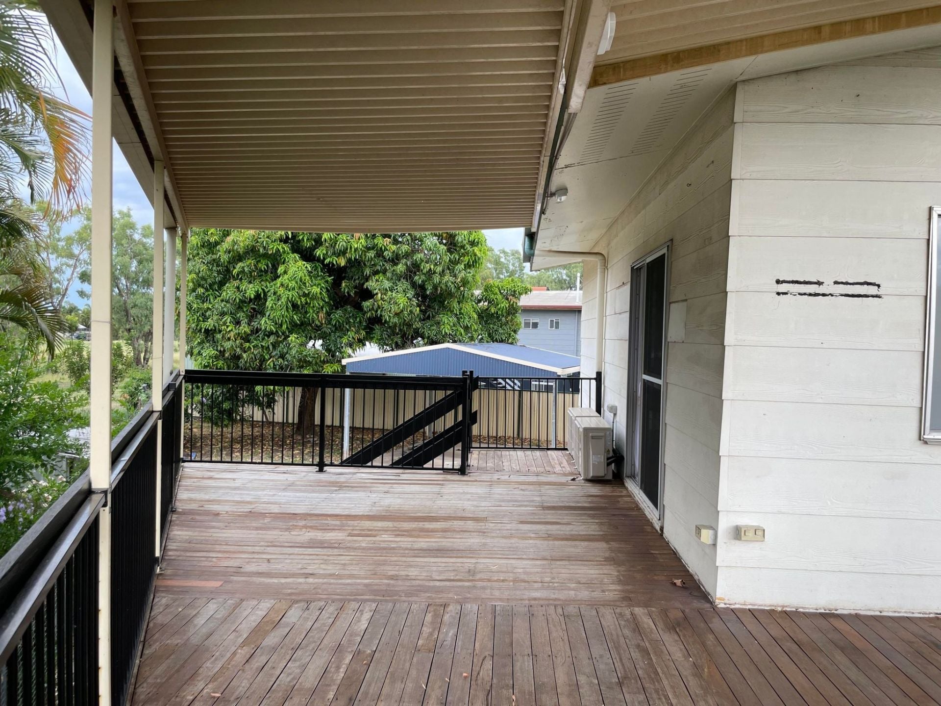2 Pryor Pl, Emerald QLD 4720 - Thumbnail 19