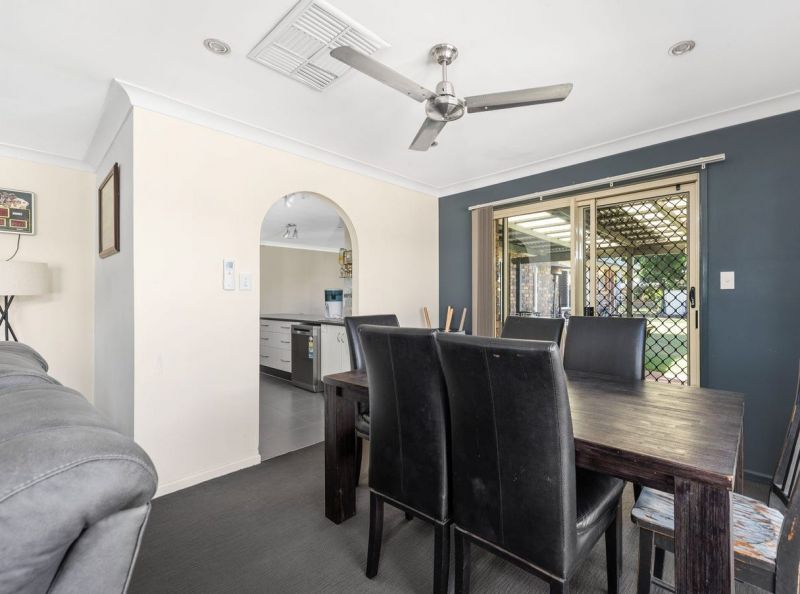 11 Louisa Ct, Emerald QLD 4720 - Thumbnail 5