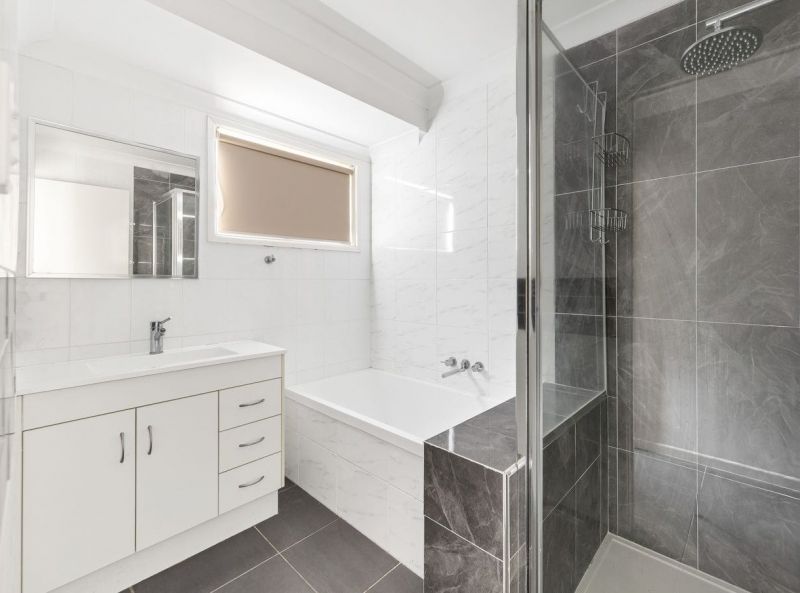 11 Louisa Ct, Emerald QLD 4720 - Thumbnail 15