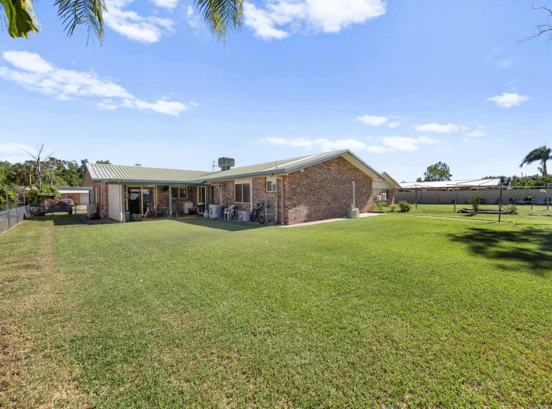 11 Louisa Ct, Emerald QLD 4720 - Thumbnail 18