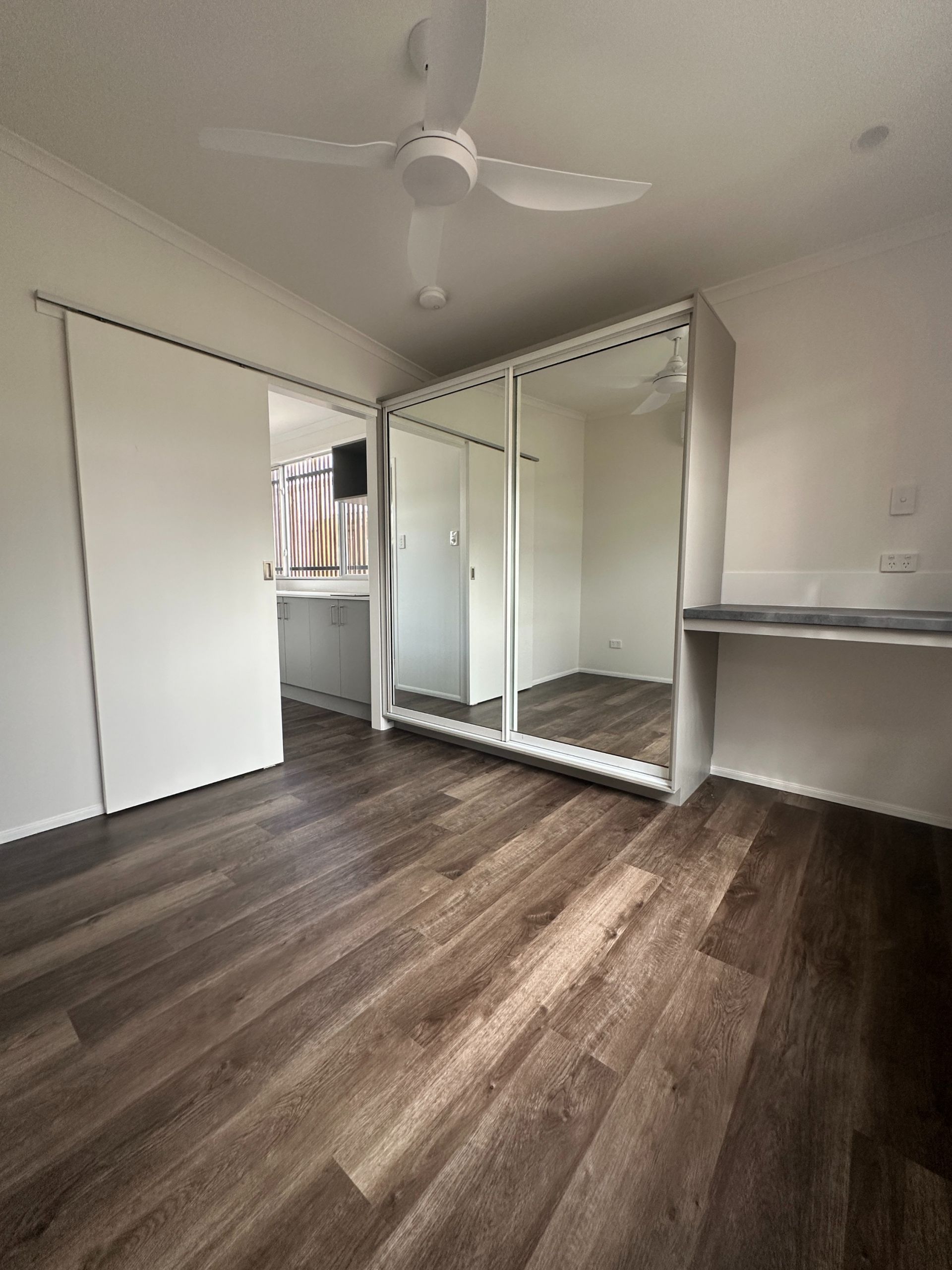 Unit 1 / 2 Hillcrest St, Emerald QLD 4720 - Thumbnail 12