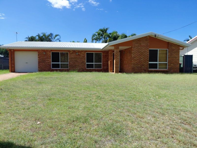 7 Park Av, Emerald QLD 4720