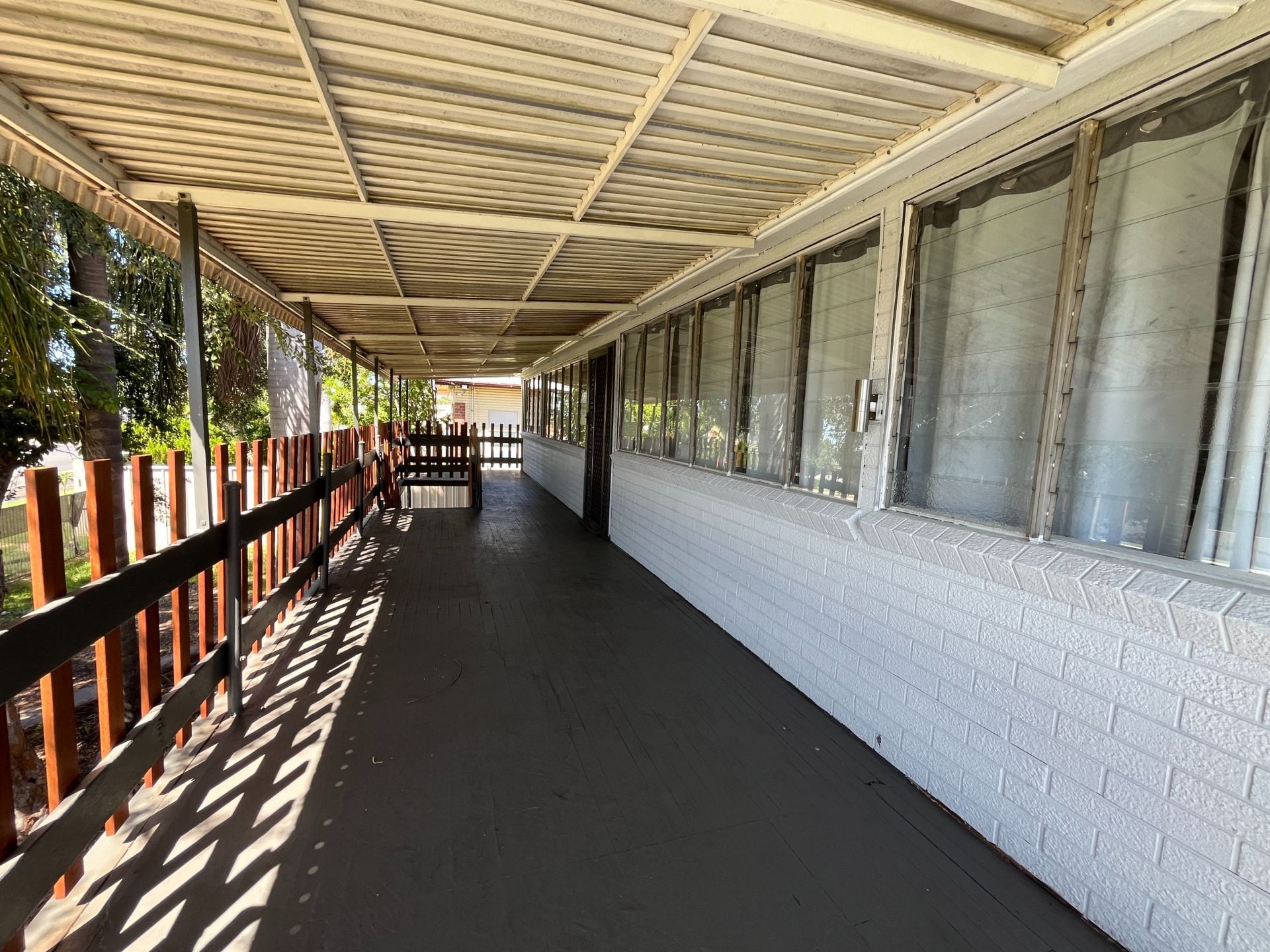 65 Retro St, Emerald QLD 4720 - Thumbnail 4