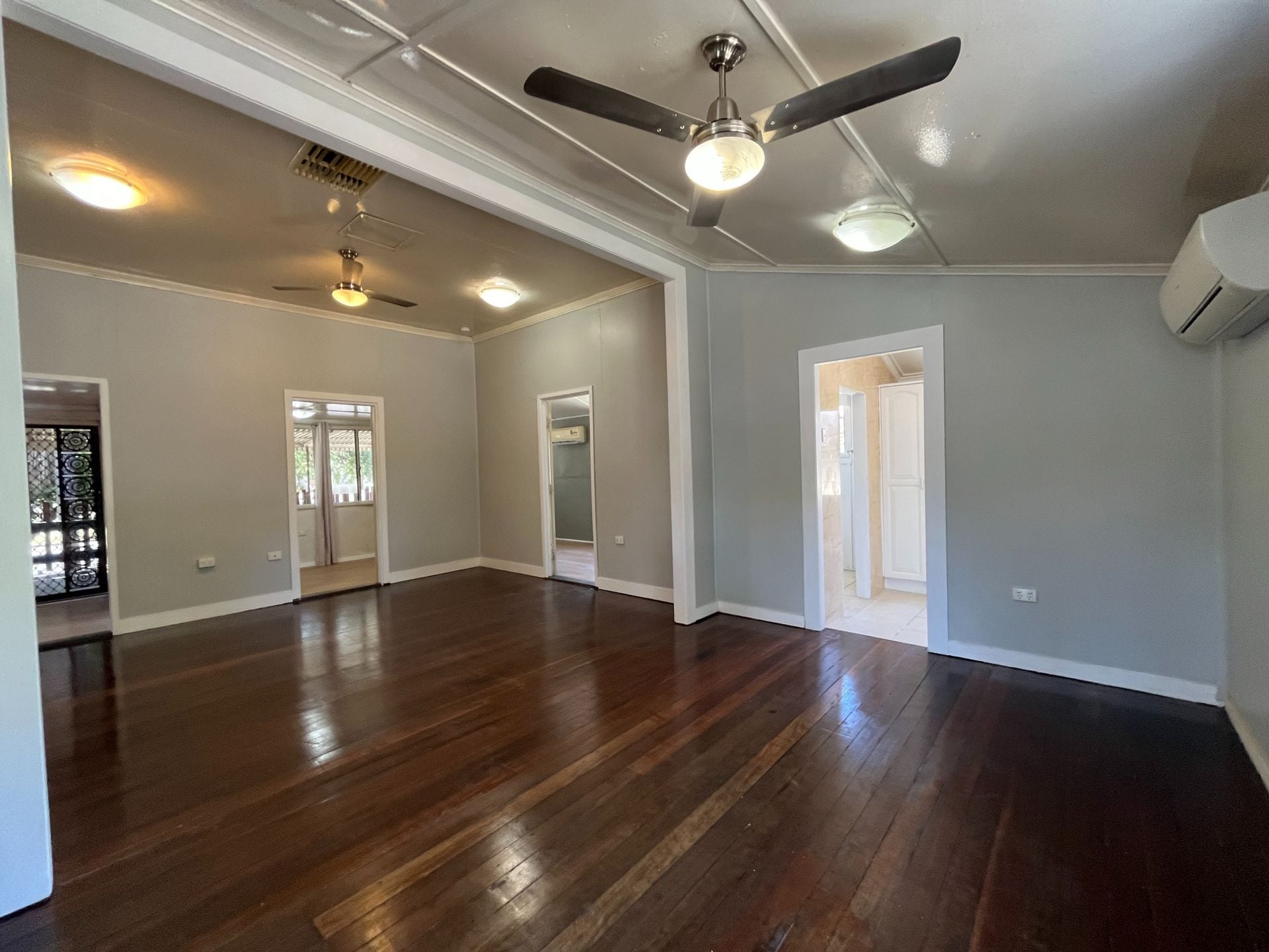 65 Retro St, Emerald QLD 4720 - Thumbnail 8