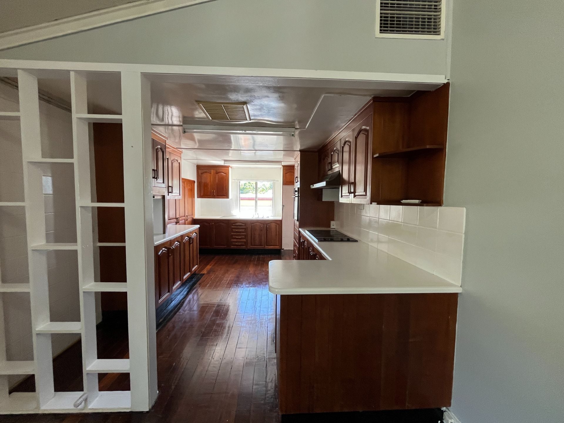 65 Retro St, Emerald QLD 4720 - Thumbnail 9