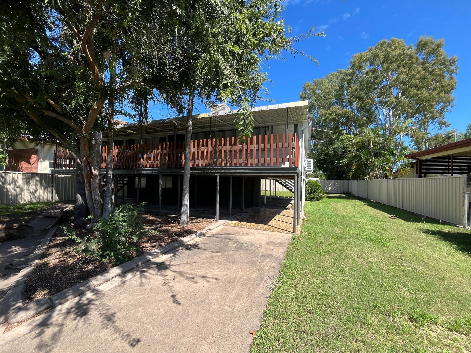 65 Retro St, Emerald QLD 4720