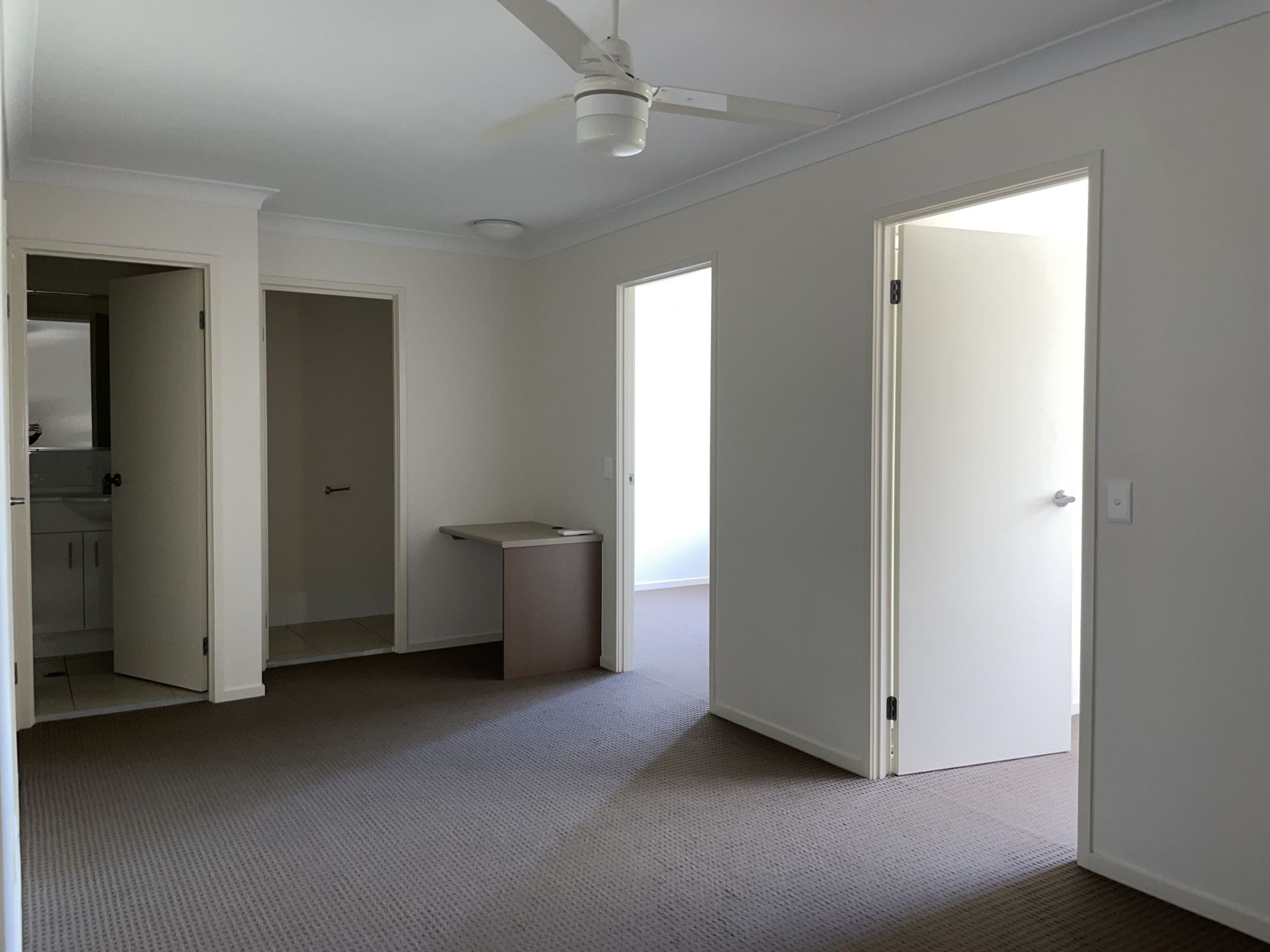 Unit 2 / 6 Sullivan St, Emerald QLD 4720 - Thumbnail 8