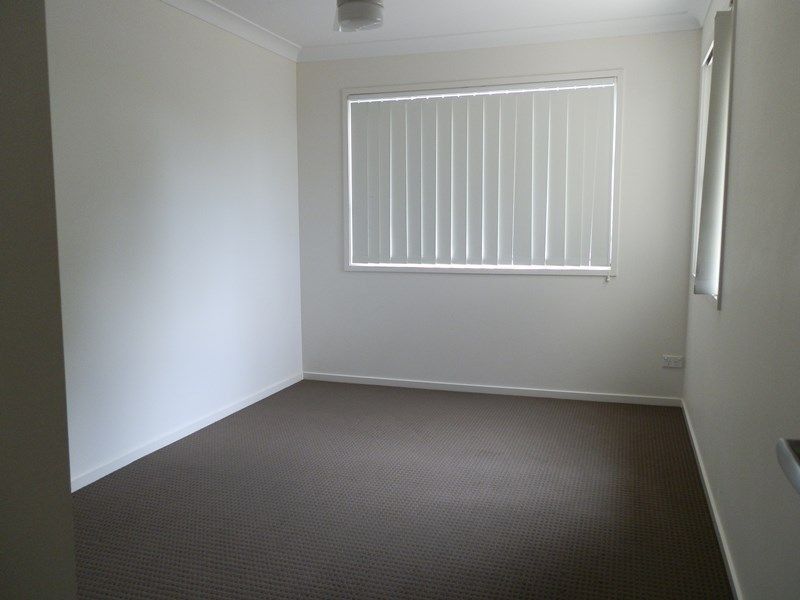 Unit 2 / 6 Sullivan St, Emerald QLD 4720 - Thumbnail 16