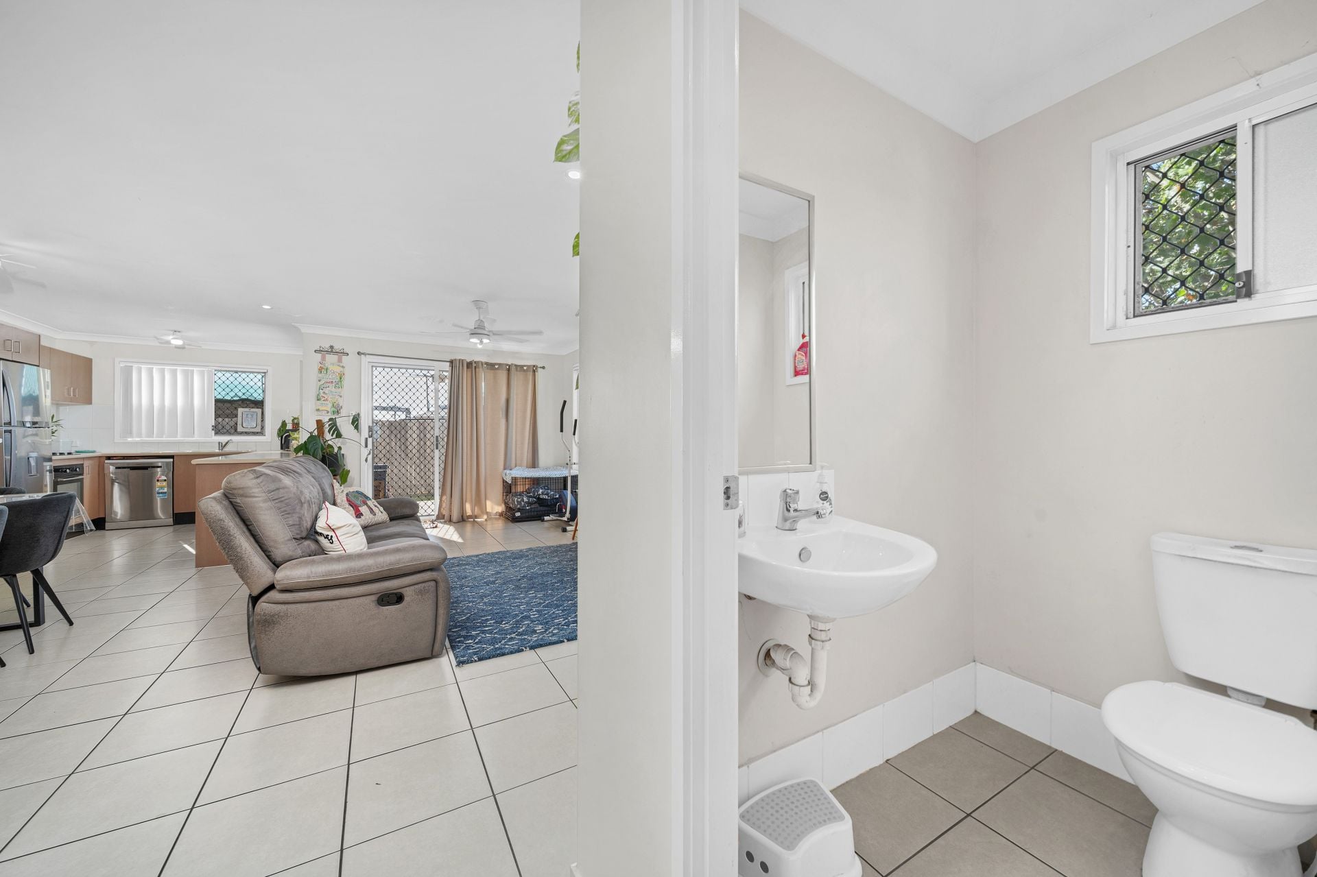 Unit 24 / 6 Sullivan St, Emerald QLD 4720 - Thumbnail 3