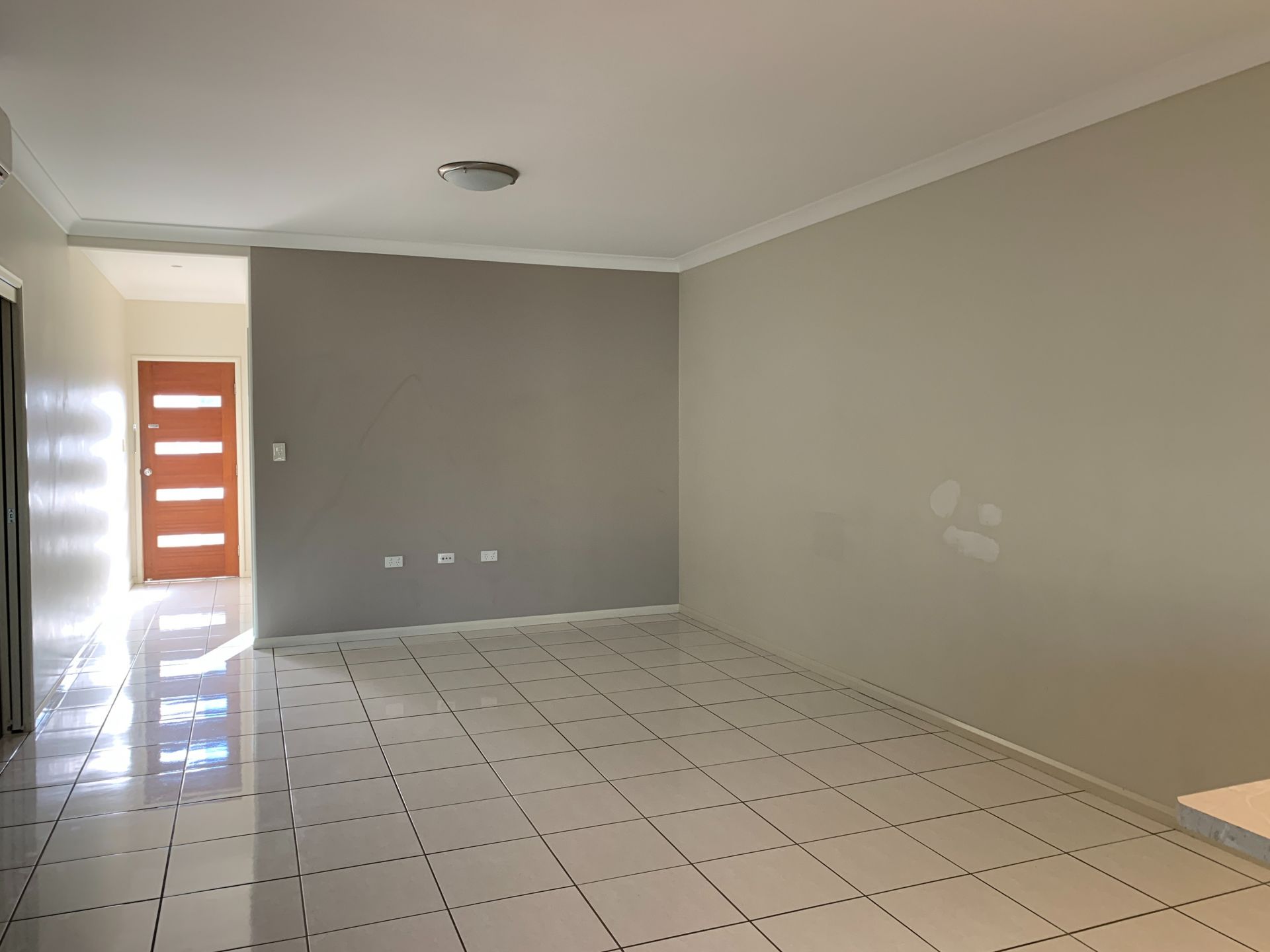 Unit 3 / 17 Mooney Cr, Emerald QLD 4720 - Thumbnail 4