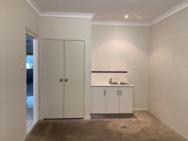 Unit 3 / 17 Mooney Cr, Emerald QLD 4720 - Thumbnail 18