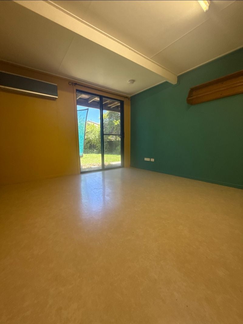 7 Andrew Pl, Emerald QLD 4720 - Thumbnail 18