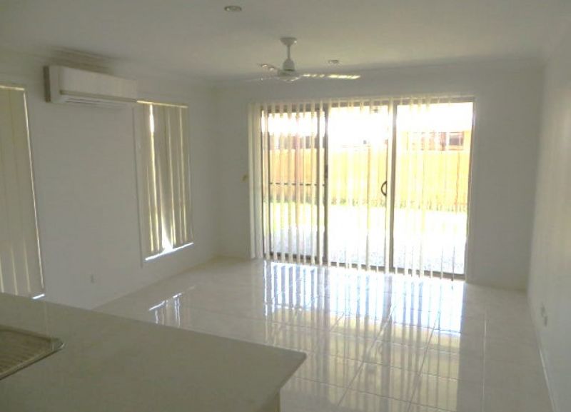 5 Jade St, Emerald QLD 4720 - Thumbnail 3