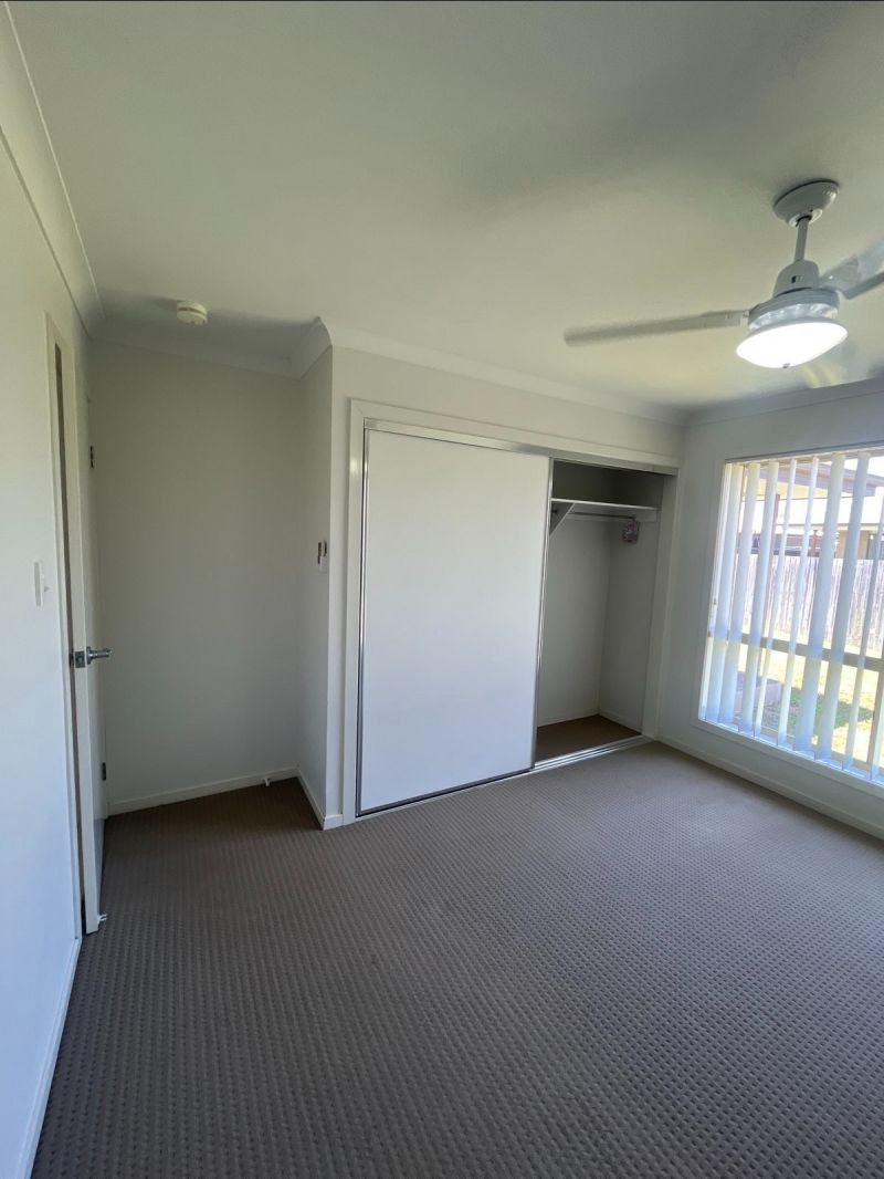 5 Jade St, Emerald QLD 4720 - Thumbnail 8